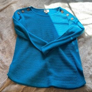 Dress top with buttons on shoulders